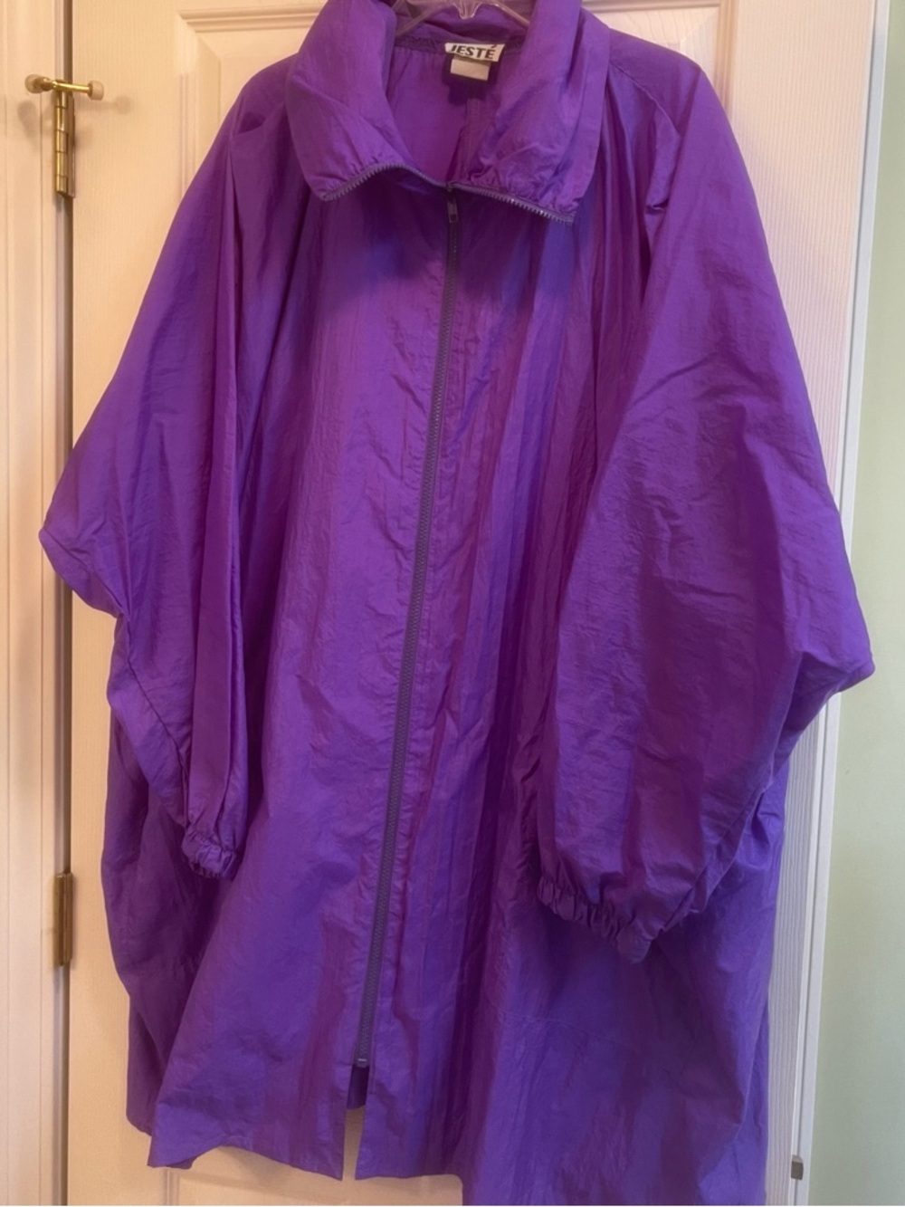 Jeste Vibrant Purple Lightweight Zip Raincoat. (109)